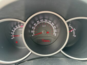 Kia Venga 1.4 CVVT Gold - 13