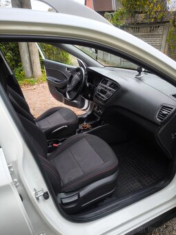 Predám Hyundai I20 Active - 13