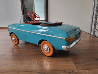 Šlapacie autíčko moskvič - 13