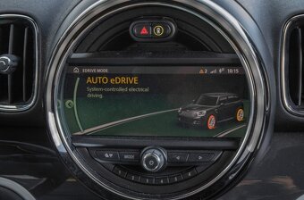 MINI Countryman SE ALL4 Plug-In Hybrid - 13