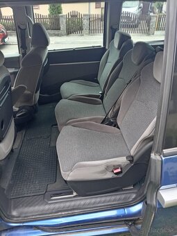 Peugeot 807 - 13