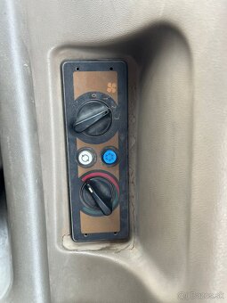 Kolesové rypadlo CASE WX145 - 13