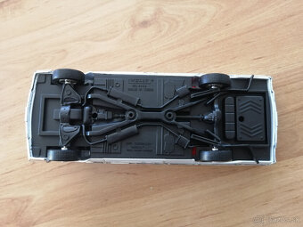 predam modely americkych aut (1) - 13
