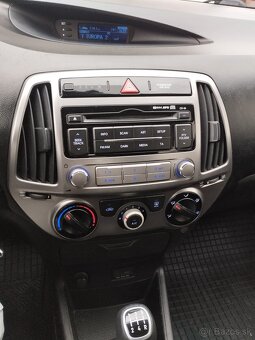 Hyundai i20 - 13