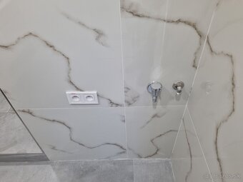 Moderný zrekonštruovaný dvojizbový byt s loggiou v Lučenci - 13