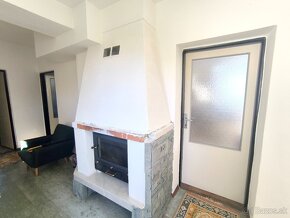 RD S KRÁSNYM POZEMKOM 1621M2 KRB ZACHOVALÝ ZARIADENÝ POLOMKA - 13