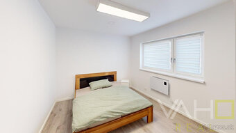 ,,REZERVOVANÝ,, - Moderná novostavba vo Vlčkovciach - 13