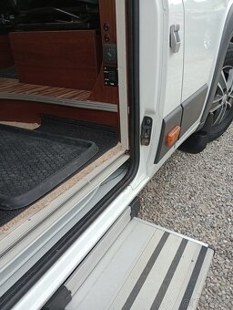 Citroen Jumper Karavan Motor 2.2 diesel 110kw , r.v. 2015 - 13