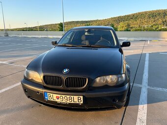 BMW 320D 2.0 - 13
