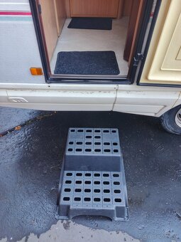 AUTOKARAVAN PEUGEOT J5 2.5D ADRIATIK 550 - 13
