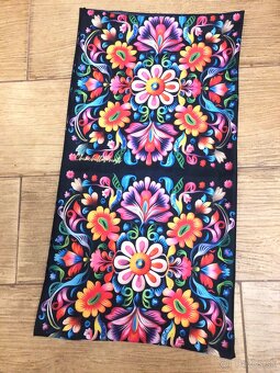 KRASNE DETSKE ČIAPKY A NAKRČNIKY-nove - 13