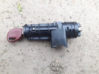 Fiat punto 1a 2 na diely . - 13