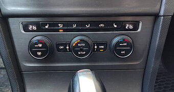 VW Golf Variant 2.0 TDI 150k Comfortline - 13