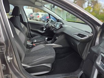 Peugeot 2008 1.2 PureTech Style - 13
