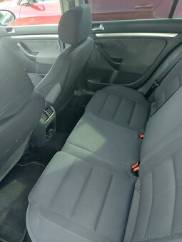 Wolsvagen golf 5 85.kw 1.6 benzín 6 rýchlostný manual - 13