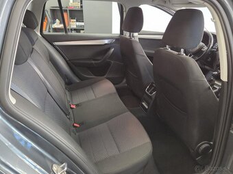 ŠKODA OCTAVIA COMBI 1.6 TDI 4X4 - 13