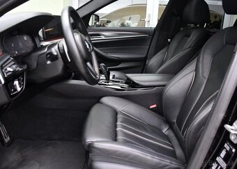 BMW Řada 5 530d xD M-SPORT LASER 2xPNEU 210 kw - 13
