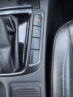 Škoda Superb 2.0Tdi DSG 4x4 140ps Elegance - 13