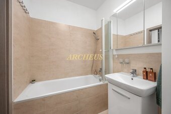 NA PREDAJ MODERNÝ 2-IZBOVÝ BYT BRATISLAVA-SLNEČNICE - 13