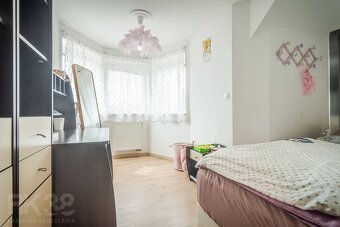 TOP ponuka: Priestranný dom s nádherným pozemkom - 13