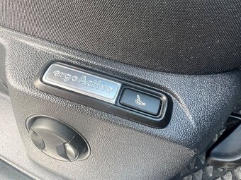 Volkswagen Tiguan 2.0 TDI Elegance 4Motion 4x4 DSG7 IQ light - 13
