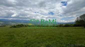 Pozemky Brezno-Podkoreňová 15083 m2 s perspektívou a krásnym - 13