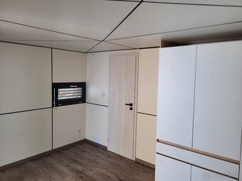 Hausbot 15.4 x 4.2m  NEW Houseboat ZARIADENY - 13