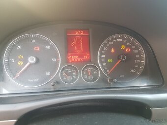 VW Touran - 13