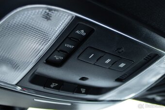 Dodge Charger 5.7 HEMI Samosvor - 13