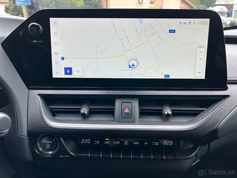 Lexus UX 250h F Sport Design FWD - 13