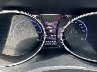 Hyundai IX35 - 13
