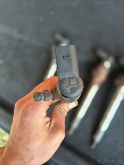 Predám vstrekovacie trisky pre 1.6tdi CAYC - 13