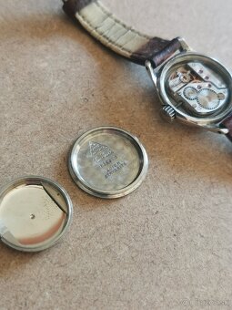 OMEGA staré hodinky - 13