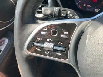 Mercedes-Benz GLC SUV 300 e 4MATIC A/T 155kW, A9, 5d - 13