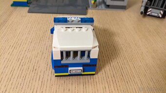 60316 Lego City – Policajná stanica - 13