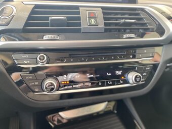BMW X3 20i xDrive 135kW AT/8 X-line - 13