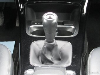 Mercedes-Benz CLA Kupé 180 d - 13