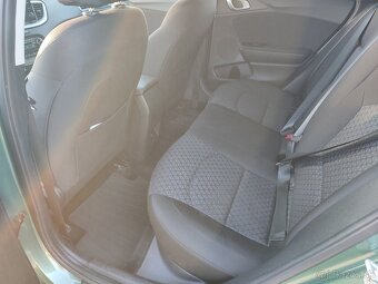 Kia Ceed SW (MY2023) 1.5 T-GDi 118kW - 13