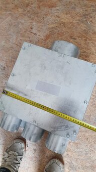 Boxy na rozvod vzduchotechniky 2ks, 1 vstup 6 výstupov - 13