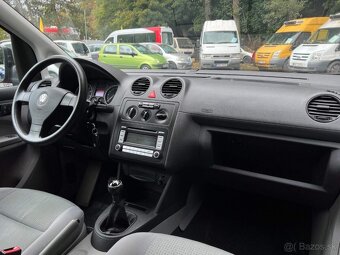 Volkswagen Caddy Life 1.6MPI 75 kW klima tažné serviska 2008 - 13