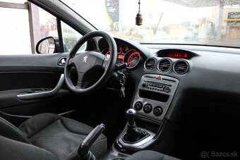 Peugeot 308 1.4 16V VTi - 13