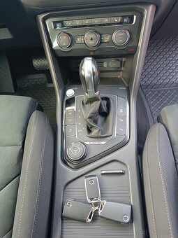 VW Tiguan 2,0 TDI, 4x4, matrix, virtual, webasto, DSG - 13