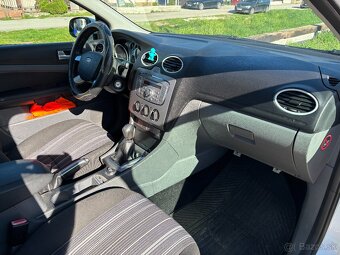 Ford Focus - 13