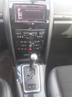 Peugeot 407 SW AT - 13