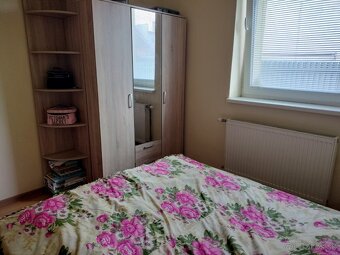 Na prenájom 2 izbový byt na Skladnej aj park.miestom - 13