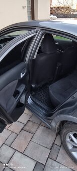 Honda CIVIC 1,4 VTEC r.v.2012/13 - 13