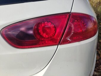 Seat Leon 1.6 TDI rv:2011 - 13