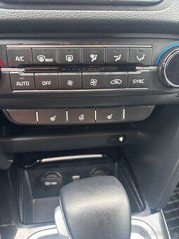 Predám KIA xceed - 13