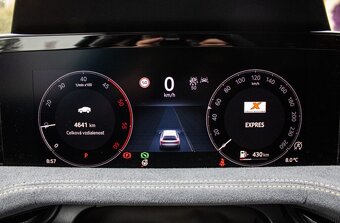 Škoda Superb Combi 110 kW, Selection 2.0 TDI - 1.majiteľ - 13