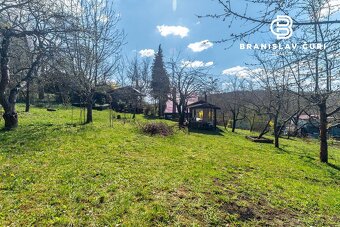 NA PREDAJ CHATA S VEĽKÝM POZEMKOM - KAVEČANY - 13
